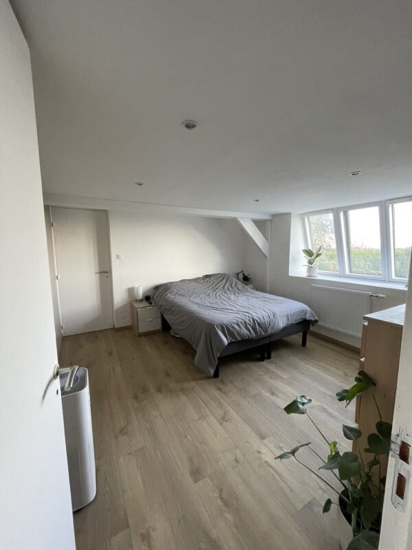 Réalisation d'une chambre (Flêtre)